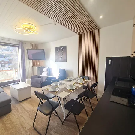 Apartment Lauvitel By Interhome
